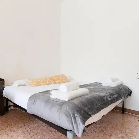 Guesthost - Corso Lodi Comfy * Milan